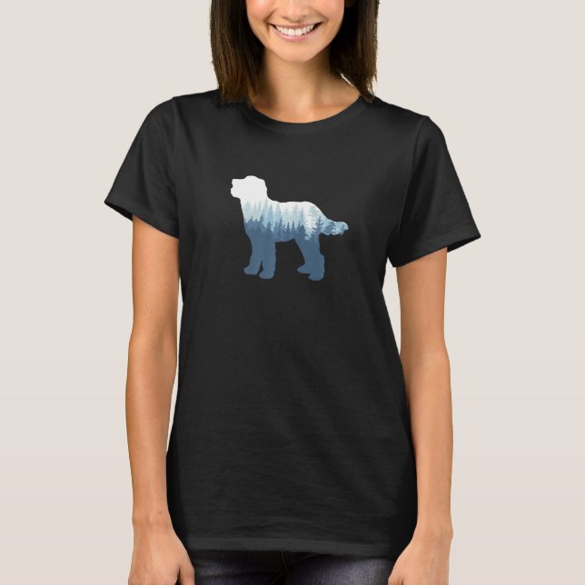 Bernedoodle Doodle Hund Silhouette utomhusmiljö T Shirt (Framsida)