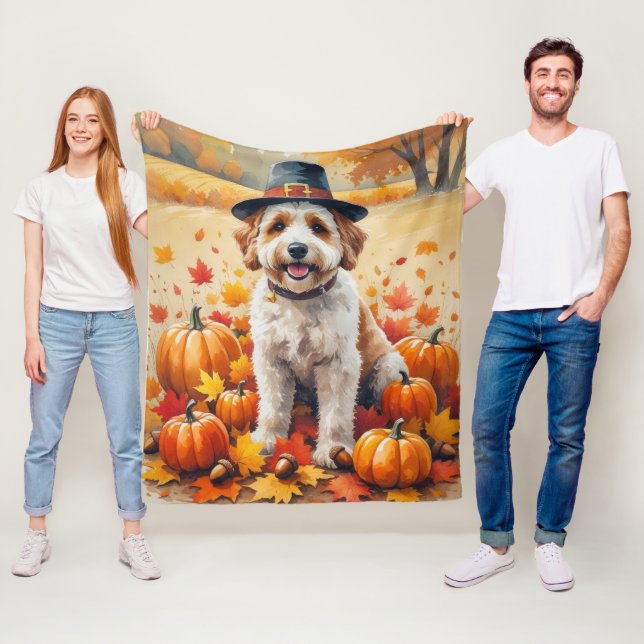 Bernedoodle i höstlöv Thanksgiving-konst Fleecefilt (På plats)
