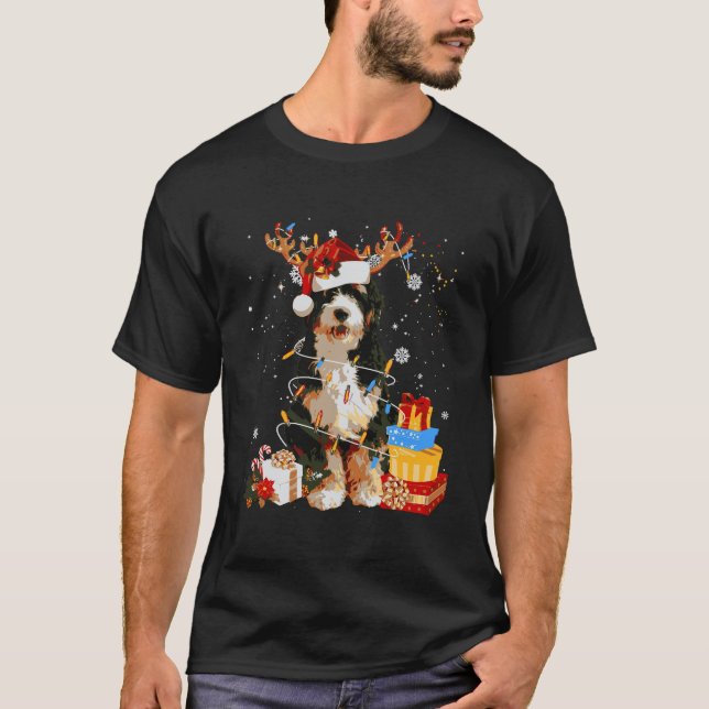 Bernedoodle Reindeer jul Ljus Rolig hund Xm T Shirt (Framsida)