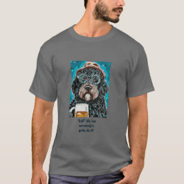 Bernedoodle som håller en öl mugg t shirt