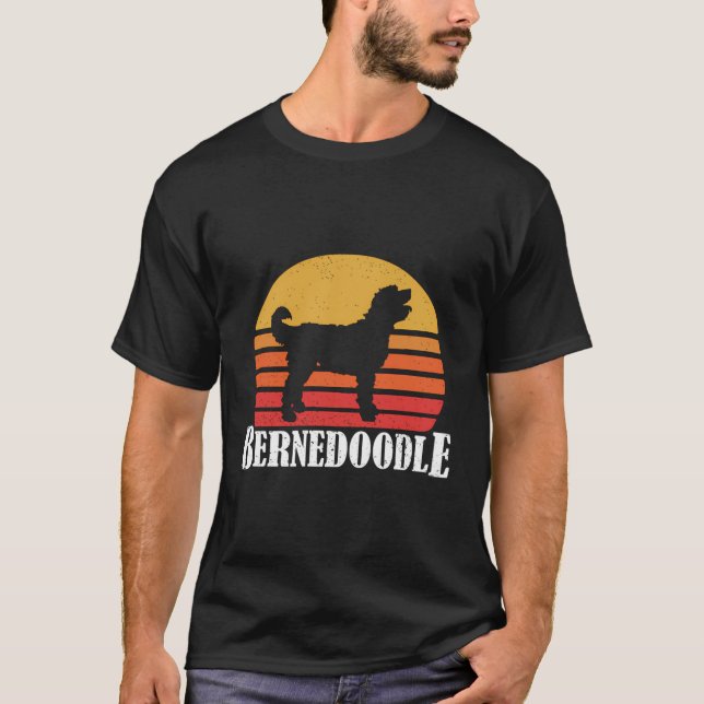 Bernedoodle T Shirt (Framsida)
