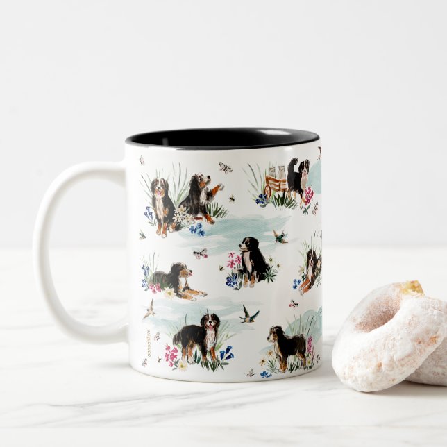 BERNERSENNENHUND Två-Tonad MUGG (Med munk)