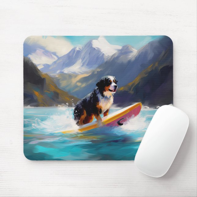 Bernese Mountain Beach Surfing Painting Musmatta (Med mus)