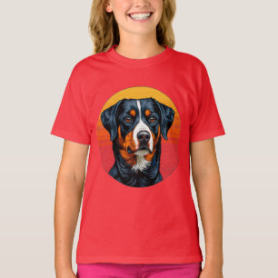 Bernese Mountain Dog mot varma solnedgångsfärger T Shirt