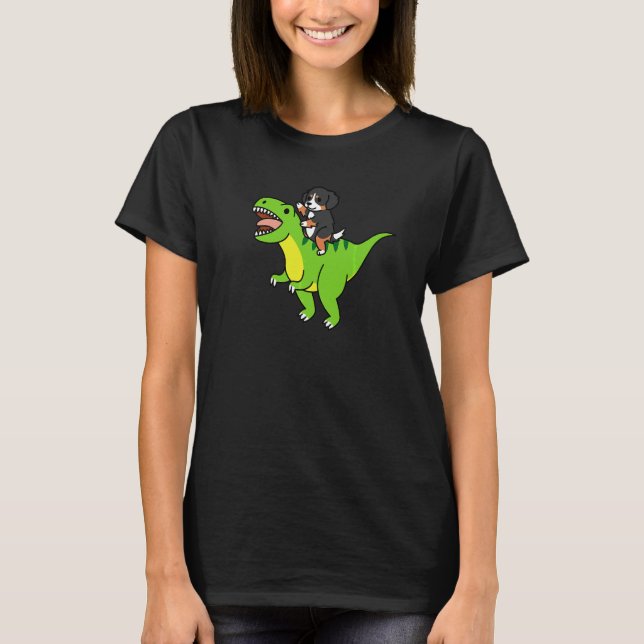 Bernese Mountain Dog Ridning Rex Dinosaur Hund   T Shirt (Framsida)