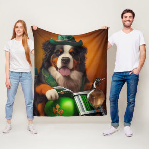 Bernese Mountain Driving Bike St. Patrick's Day Fleecefilt
