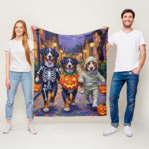Bernese Mountain Halloween-söndag på Halloween Fleecefilt