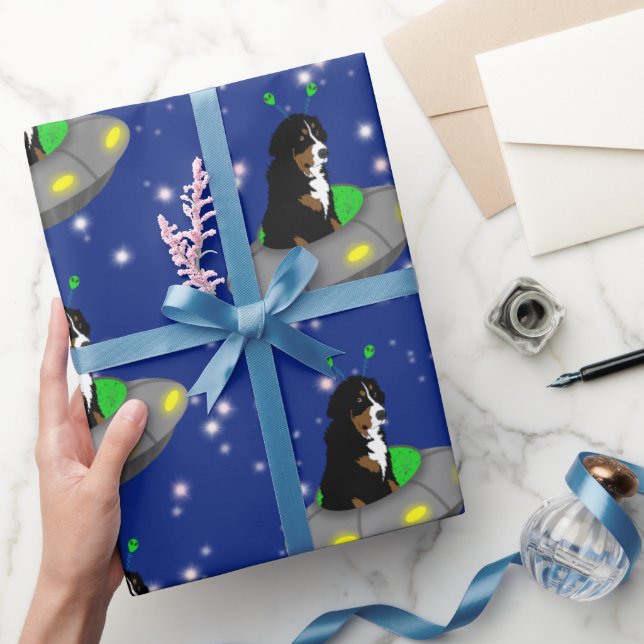 Bernese Mountain Hund Alien UFO Presentpapper (Gifting)