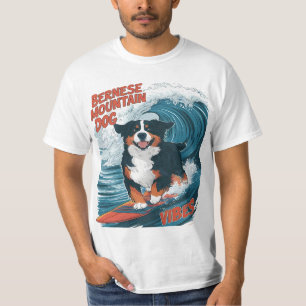 Bernese Mountain Hund Catching Vågar Surfing T Shirt