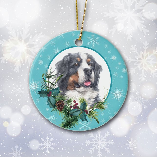 Bernese Mountain Hund Evergreen Snowflake Gräns Julgransprydnad Keramik (Skapare uppladdad)