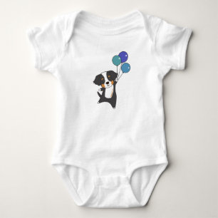 Bernese Mountain Hund flyger med ballongen Sweet T Shirt
