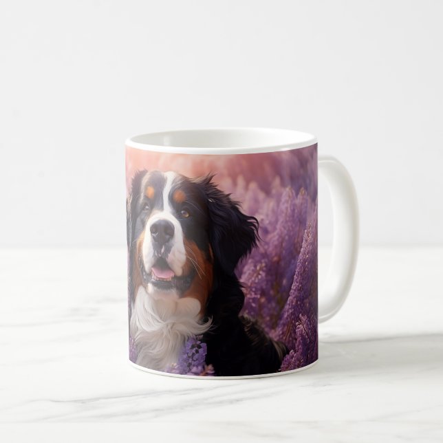 Bernese Mountain Hund in lavenders Kaffemugg (Framsida höger)
