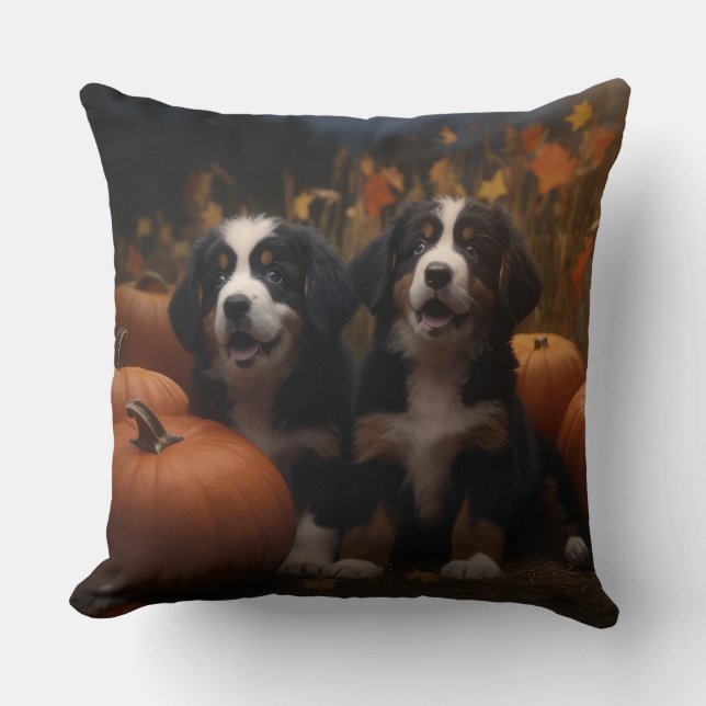 Bernese Mountain Puppy Autumn Delight Pumpkin Kudde (Framsida)
