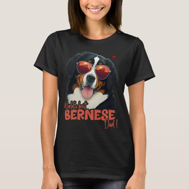 Bernesemountaindog With Heartdecoration Best Berne T Shirt (Framsida)