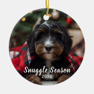 Bernice Mountain Hund Doodle Snuggle Season Julgransprydnad Keramik