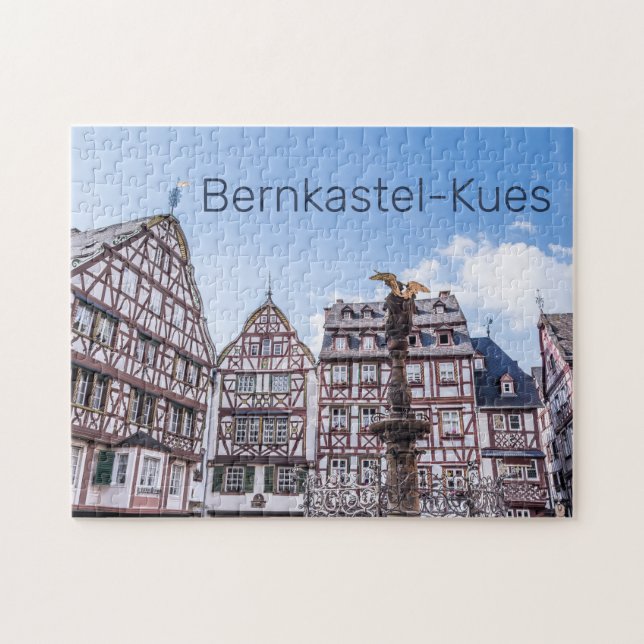 Bernkastel-Kues Historic Facades Tyskland Souvenir Pussel (Horisontell)