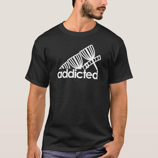 Beroende Discgolf | Rolig Discgolf T Shirt (Framsida)