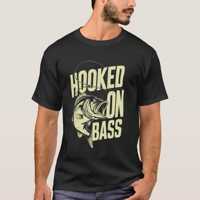 Beroende på bassfiske t shirt (Framsida)