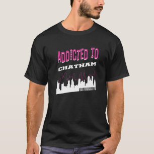 Beroende till Chatham Vacation Humor Resa Massachu T Shirt
