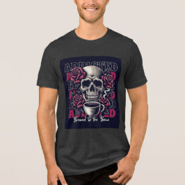 Beroendeframkallande Skalle och Rosor Kaffe Konst T Shirt