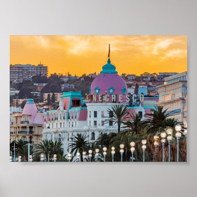 Berömd lyxhotell Hotel Negresco i Nice Frankrike Poster (Framsidan)