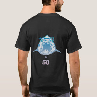Berömd Shark är 50 (svart T-Shirt) T Shirt