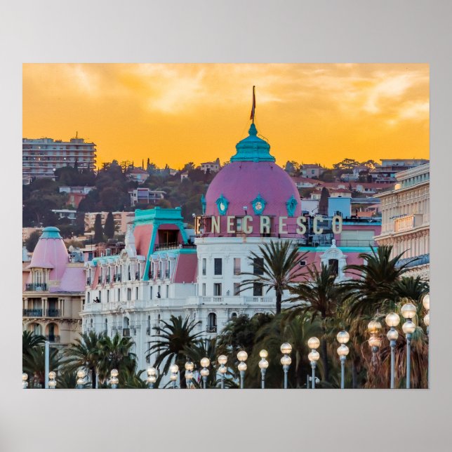 Berömda lyxhotellet Hotel Negresco i Nice Frankrik Poster (Framsidan)