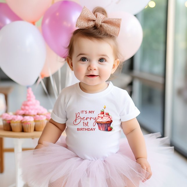 Berry 1-årsdag Rosa Röd Jordgubbs Cupcake T Shirt ("My Berry 1st Birthday" tshirt)