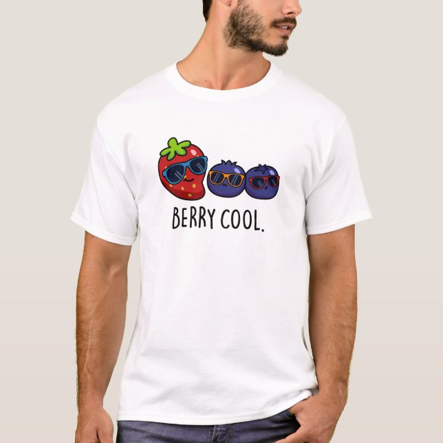 Berry Coola Funny Strawberry Blueberry Pun T Shirt (Framsida)