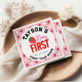 Berry First Birthday 1 Birthday jordgubbe Pappersservett