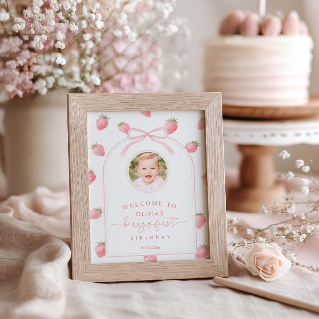 Berry First Birthday Photo Welcome Poster (Skapare uppladdad)