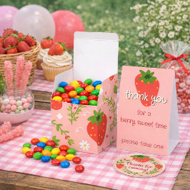 Berry First Birthday  Presentaskar