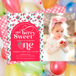 Berry First Birthday Strawberry Birthday Inbjudan