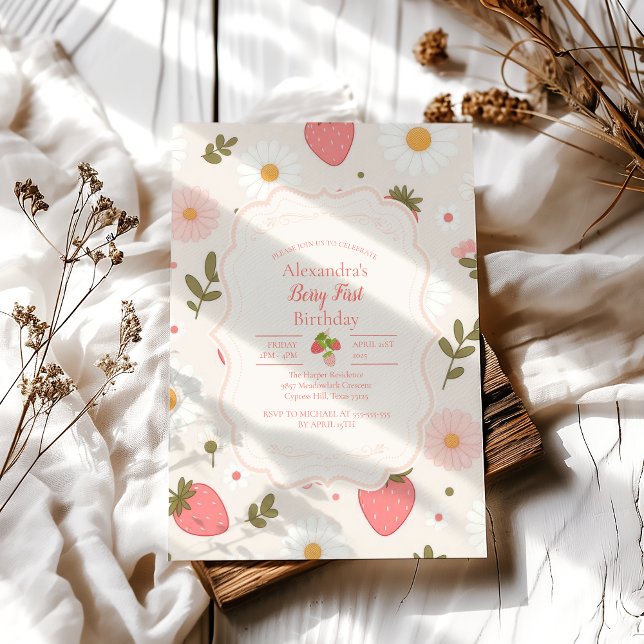 Berry First | Cute Strawberry Girl 1:a födelsedage Inbjudningar (Skapare uppladdad)