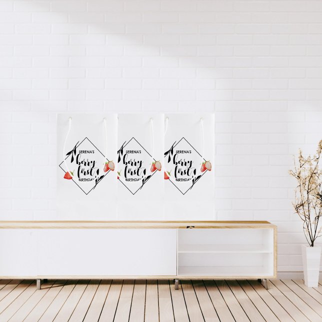 Berry First | Första födelsedag | Jordgubbar | Mod (Skapare uppladdad)