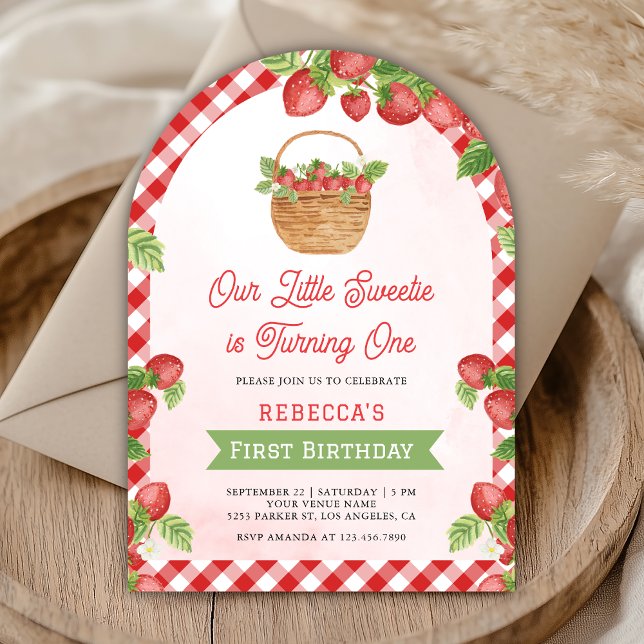 Berry First Strawberry Arch Photo 1st Birthday Inbjudningar (Skapare uppladdad)