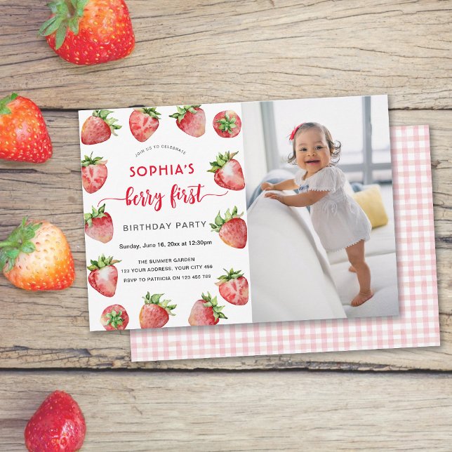 Berry First Strawberry Photo Baby Birthday Inbjudningar (Skapare uppladdad)