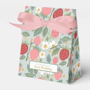 Berry first Strawberry Presentaskar