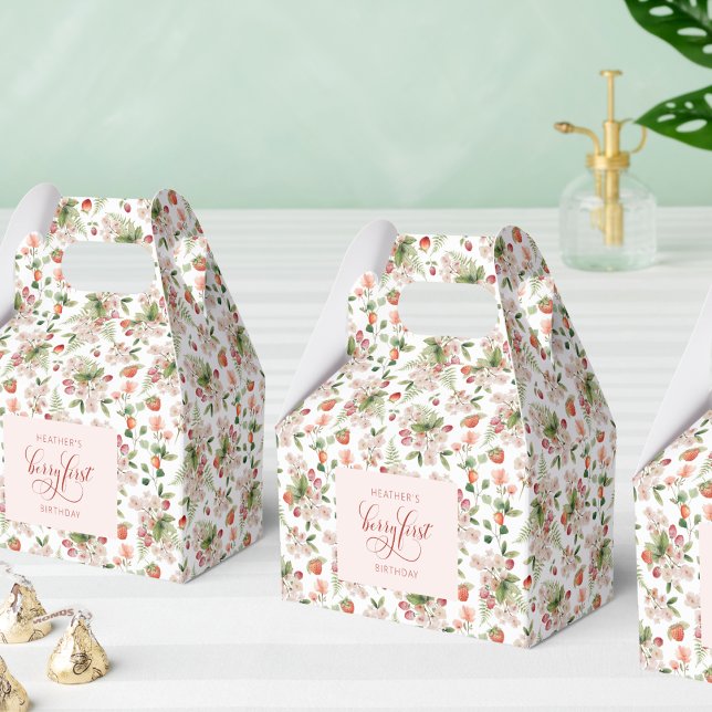 Berry Första Födelsedagspresentlåda Presentaskar (Strawberry Floral Berry First Birthday Favor Box by Painted Paperie
)