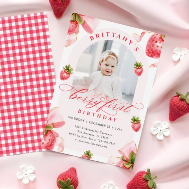 Berry Fotoinbjudan första födelsedag Inbjudningar (Skapare uppladdad)