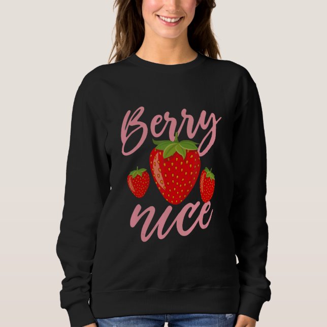 Berry Nice Strawberry T Shirt (Framsida)