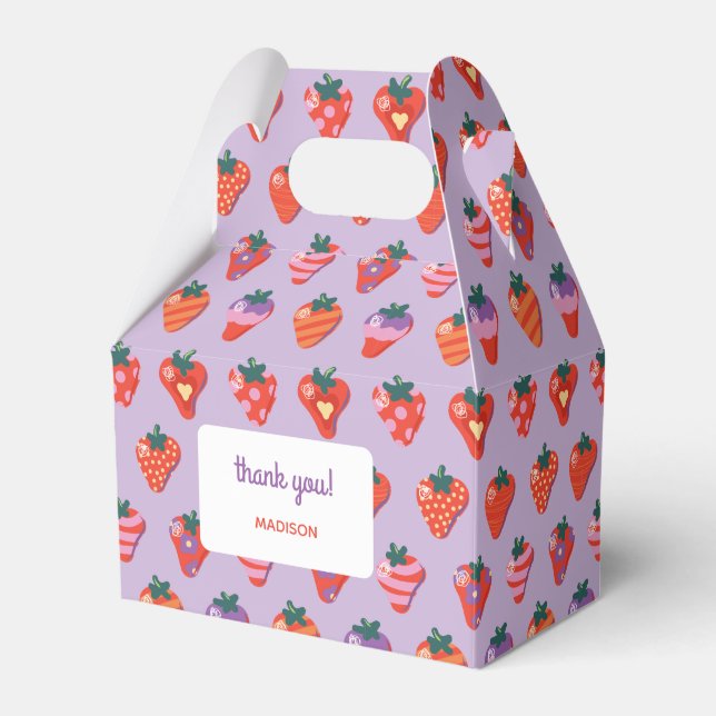 Berry Speciell Strawberry Birthday - Plum Presentaskar (Framsidan Sidan)