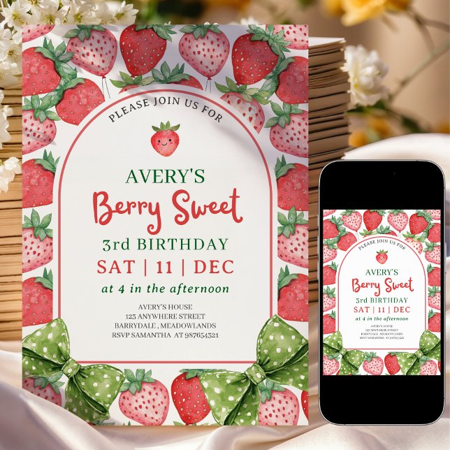 Berry Sweet 3-års födelsedags Jordgubbsinbjudan Inbjudningar (Skapare uppladdad)