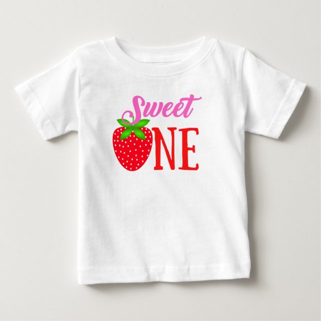 BERRY SWEET FÖRSTA BIRTHDAY T SHIRT (Framsida)