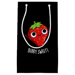 Berry Sweet Funny Strawberry Pun Mörk BG