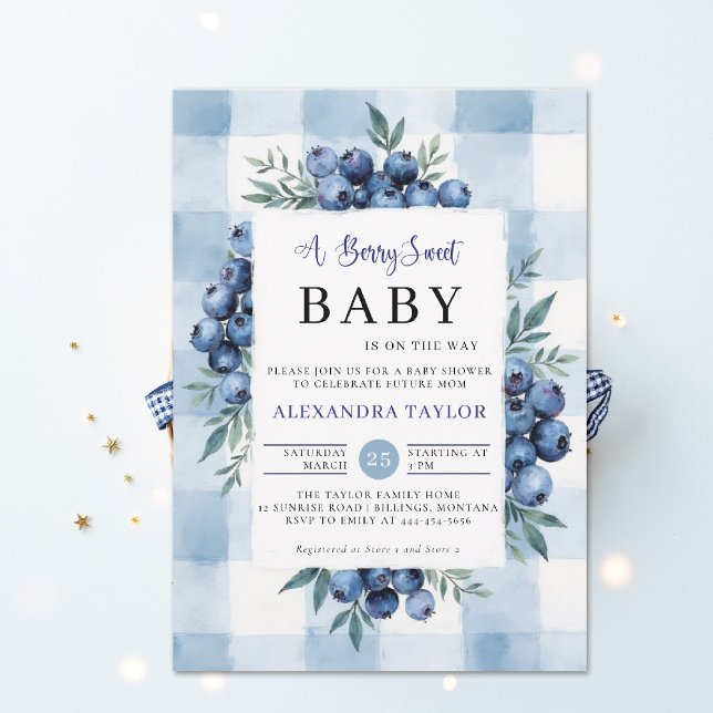 Berry Sweet Gingham Blåbär Bebisens Första Dagfira Inbjudningar (berry sweet baby shower invitation boy blue blueberries rustic farmhouse chic watercolor gingham)