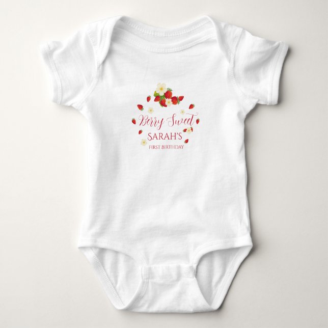 Berry Sweet One Strawberry 1st Birthday T Shirt (Framsida)