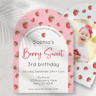Berry Sweet Strawberry Birthday Photo Inbjudningar