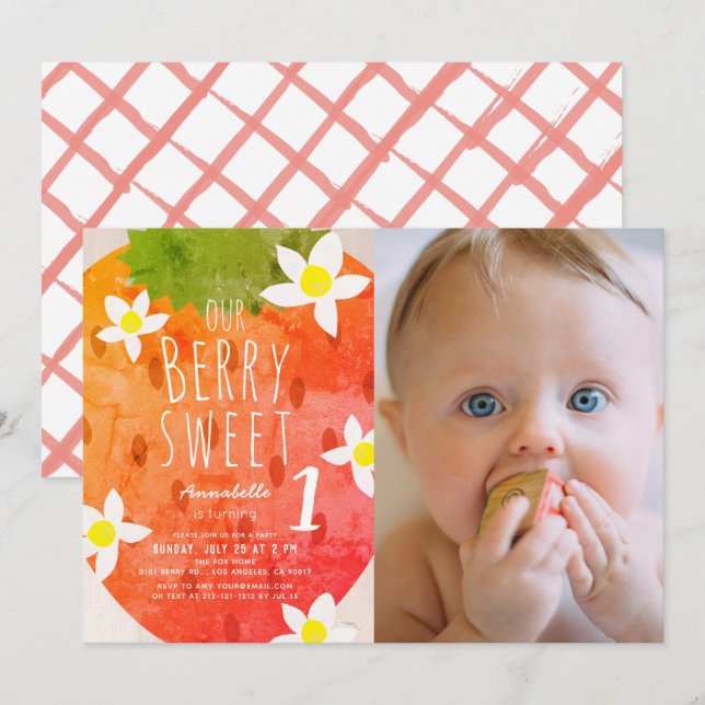 Berry Sweet Strawberry Girl Photo 1st Birthday Inbjudningar (Fram/baksida)