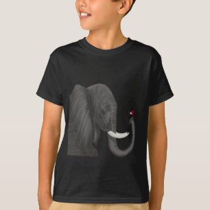 Bertha, den ärade elefanten och Cute Ladybug Tee Shirt